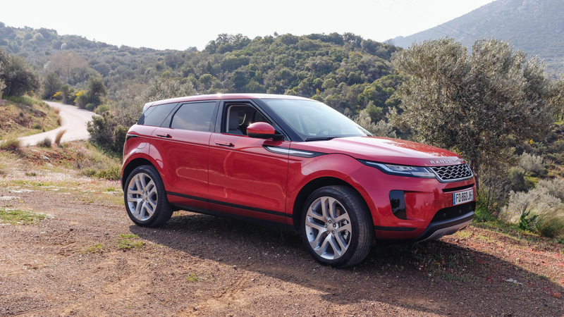 Illustration for article titled The 2020 Range Rover Evoque Is a Bold Way to Withdraw From the World In Style
